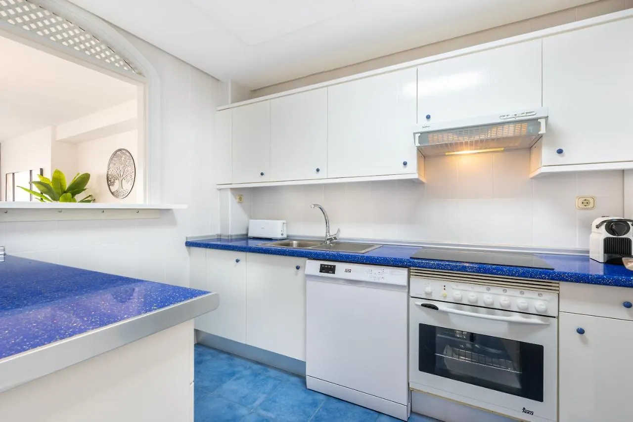 Wintowinrentals Apartamento De Lujo En Medio De Puerto Marina. Benalmádena