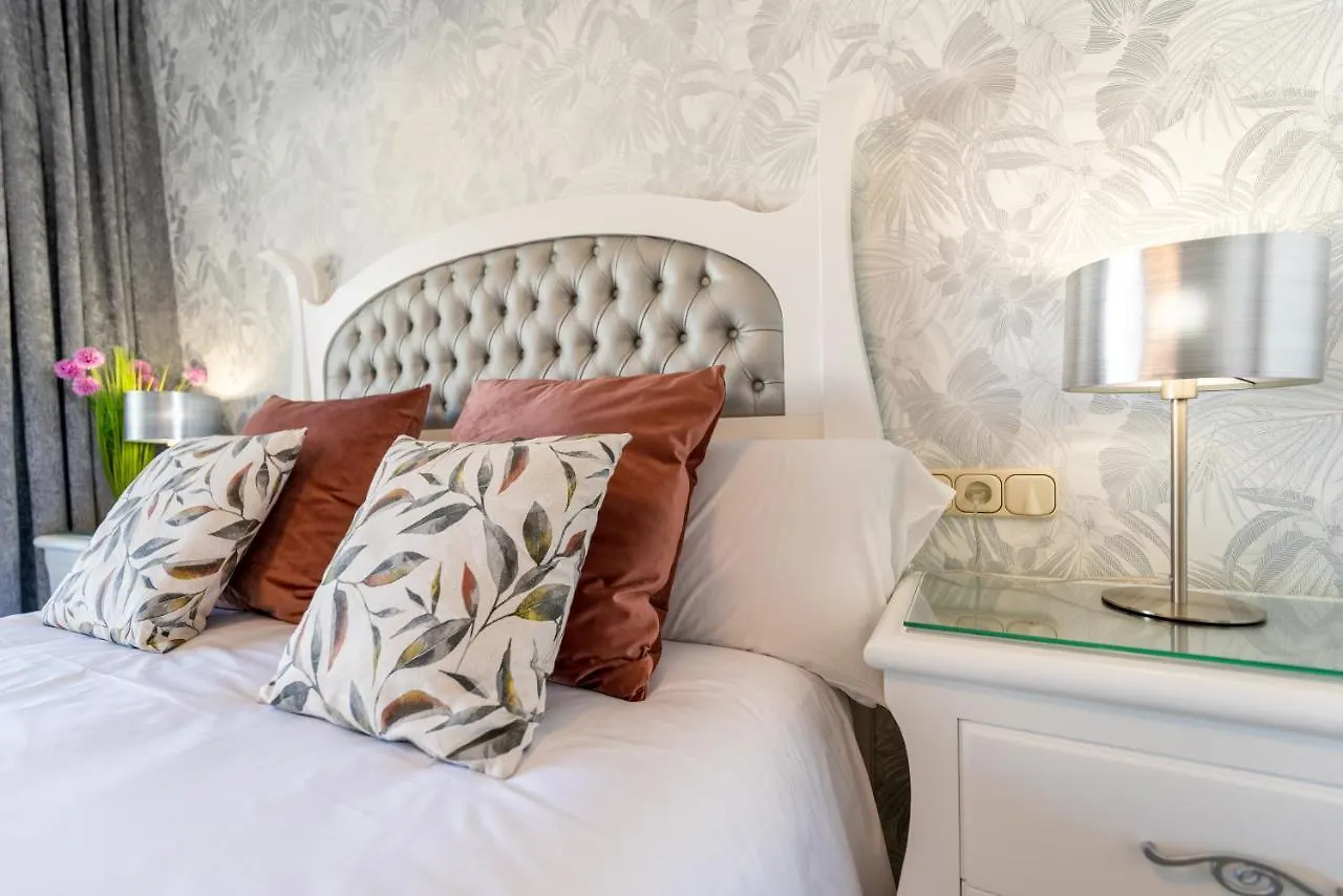 Wintowinrentals Apartamento De Lujo En Medio De Puerto Marina. Benalmadena Apartment