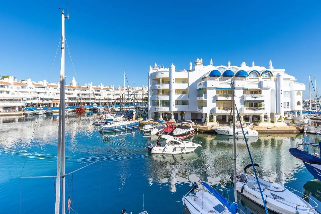 Wintowinrentals Apartamento De Lujo En Medio De Puerto Marina. Benalmadena