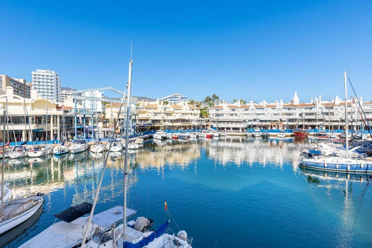 Wintowinrentals Apartamento De Lujo En Medio De Puerto Marina. Benalmadena Apartment