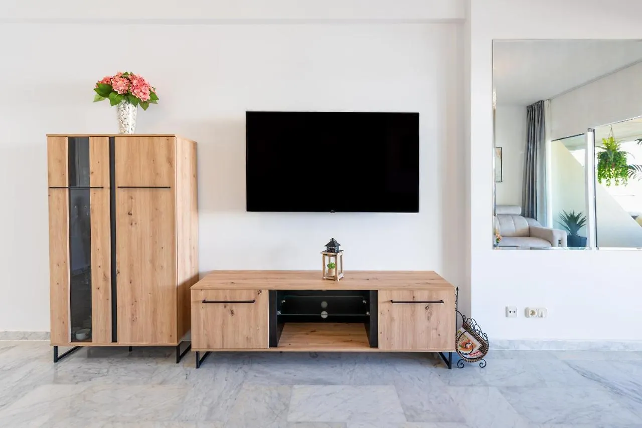 Wintowinrentals Apartamento De Lujo En Medio De Puerto Marina. Benalmádena Apartament